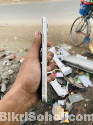 I Phone 11-128gb